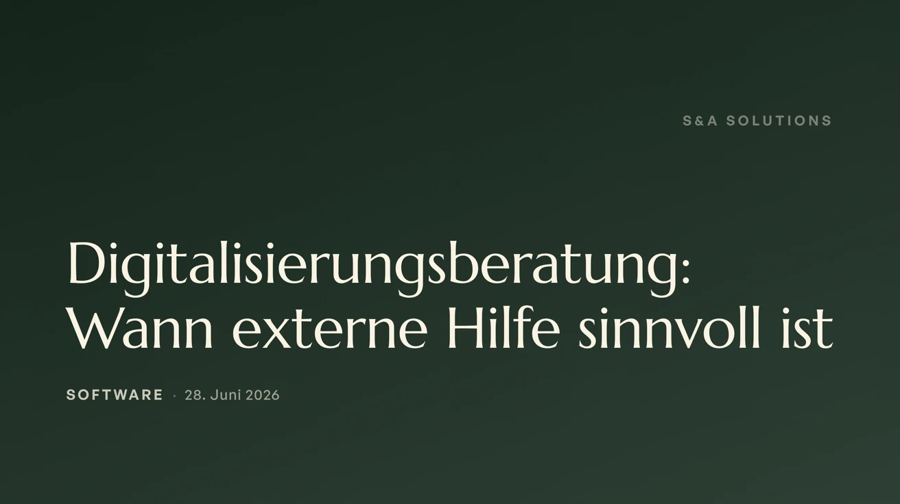 Beratungsgespräch zur Digitalisierung zwischen Geschäftsführung und externem Berater